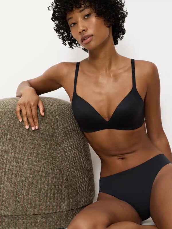 Triumph Body Make-Up Soft Touch P EX - BLACK
