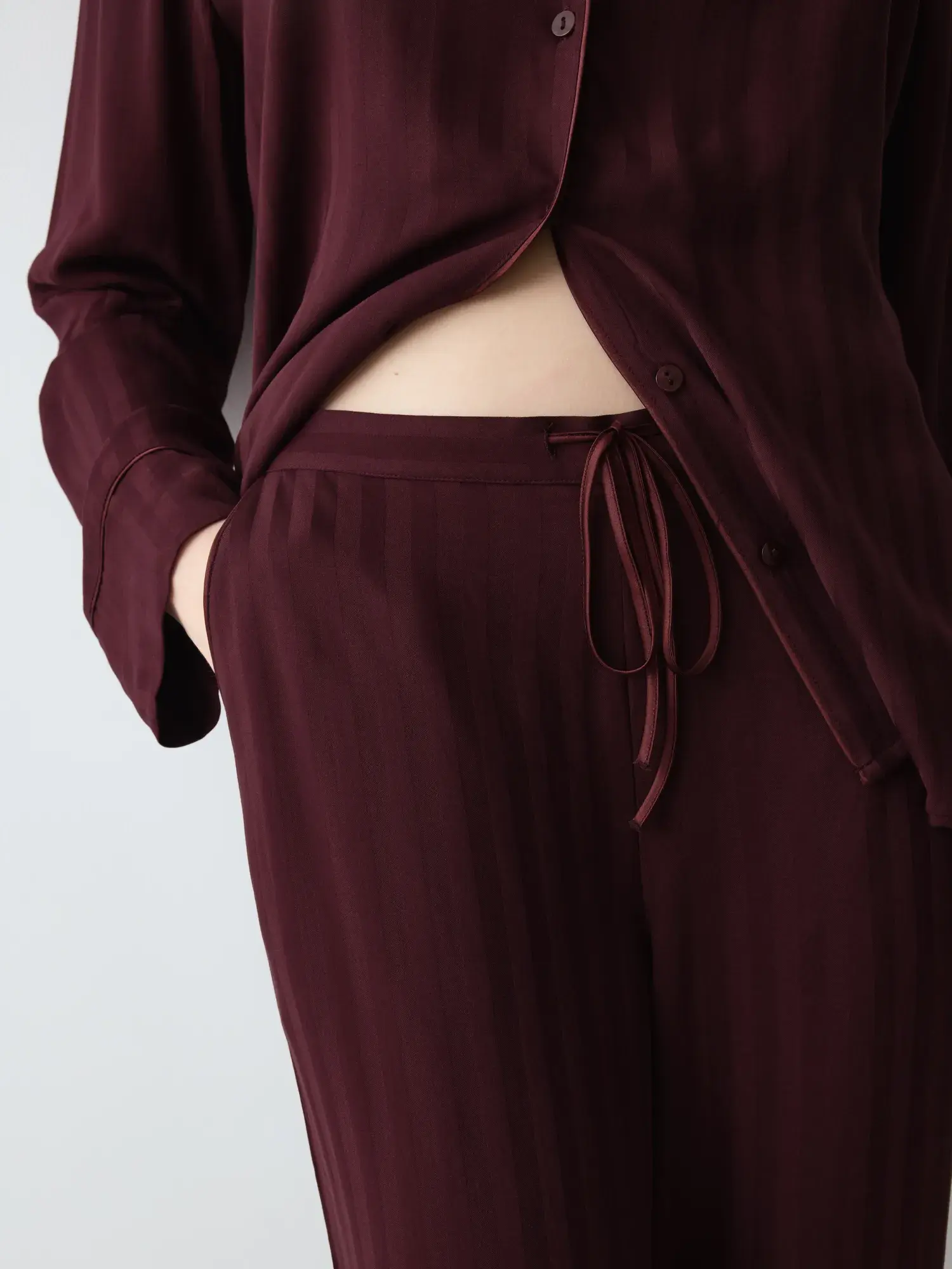 1. Triumph Amourette Jacquard Claret παντελόνι λεπτομέρεια