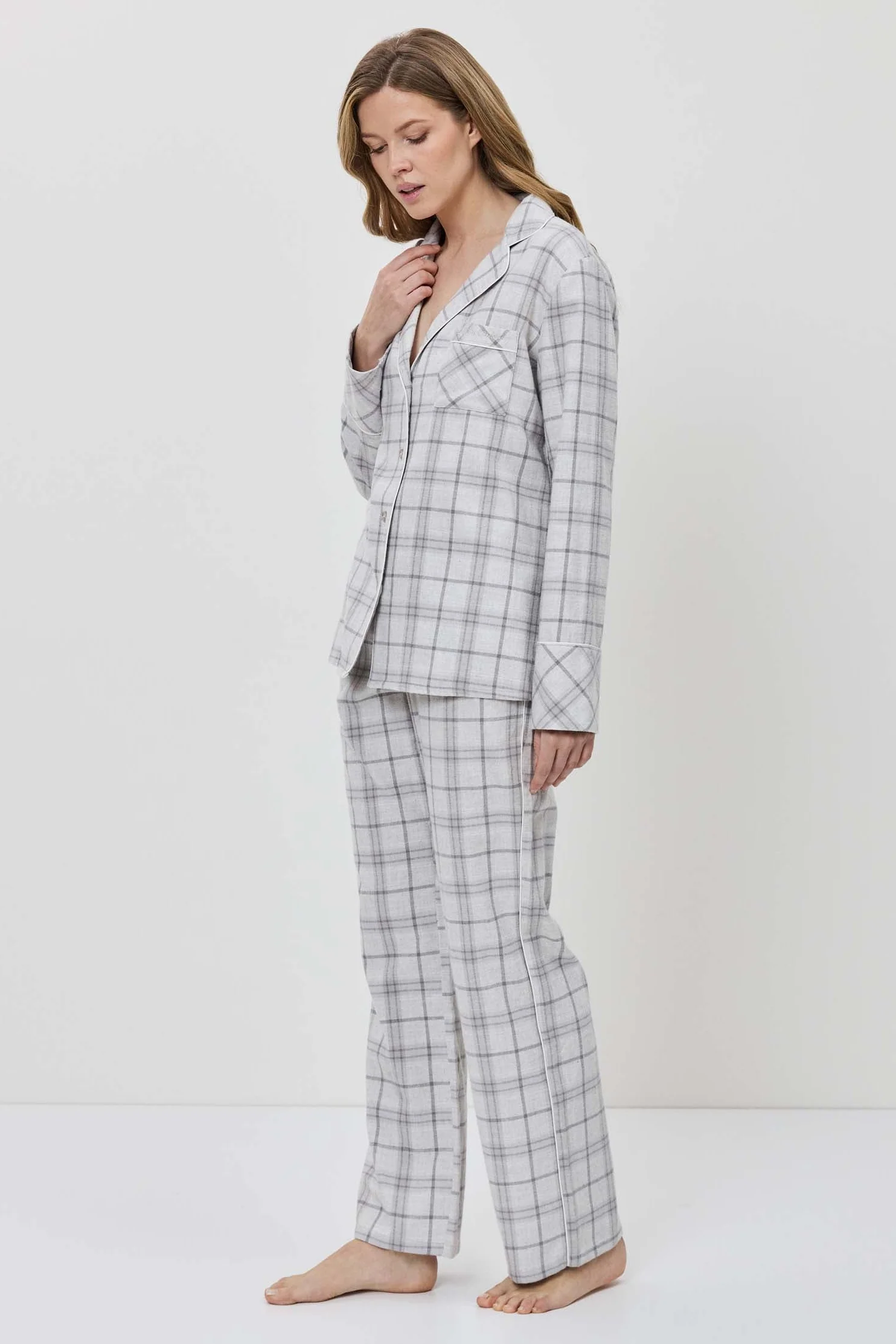 Aruelle Gwenna Pajama Long γυναικεία πιτζάμα με μακρύ παντελόνι πλαϊνή όψη